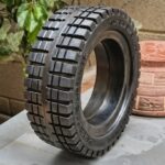 GOMMA PIENA 3.00-6 (=10x3-6) MASTER SOLID BLACK RIM 2.50 (3006-1036)